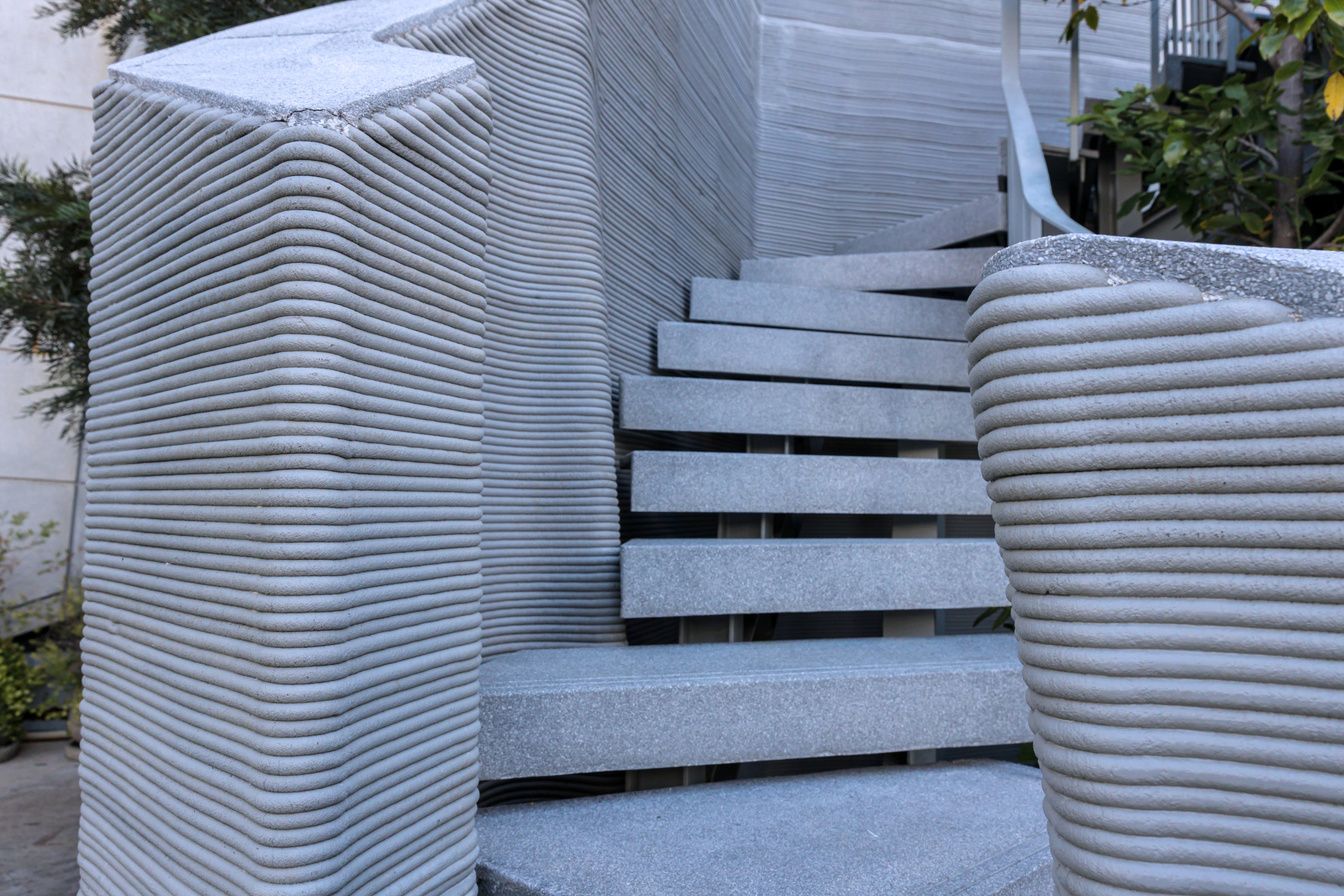 Printed concrete steps